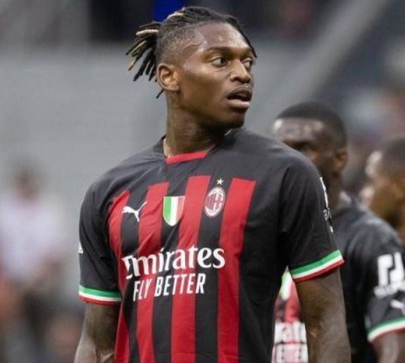 阿森納引援新動向：瞄準(zhǔn)米蘭鋒線萊奧的潛在轉(zhuǎn)會分析