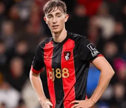 皇馬戰(zhàn)平埃爾切，赫伊森處子球閃耀賽場