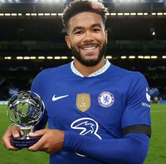 英超切爾西：少一人鏖戰(zhàn)，團結與拼搏鑄就堅韌防線