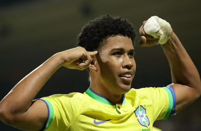 安德烈&middot;桑托斯：足球逐夢(mèng)路，從<a href='https://www.www.olxe.cn/news/tag/1068605.html' style='color: blue;'>巴西</a>到切爾西的跨越